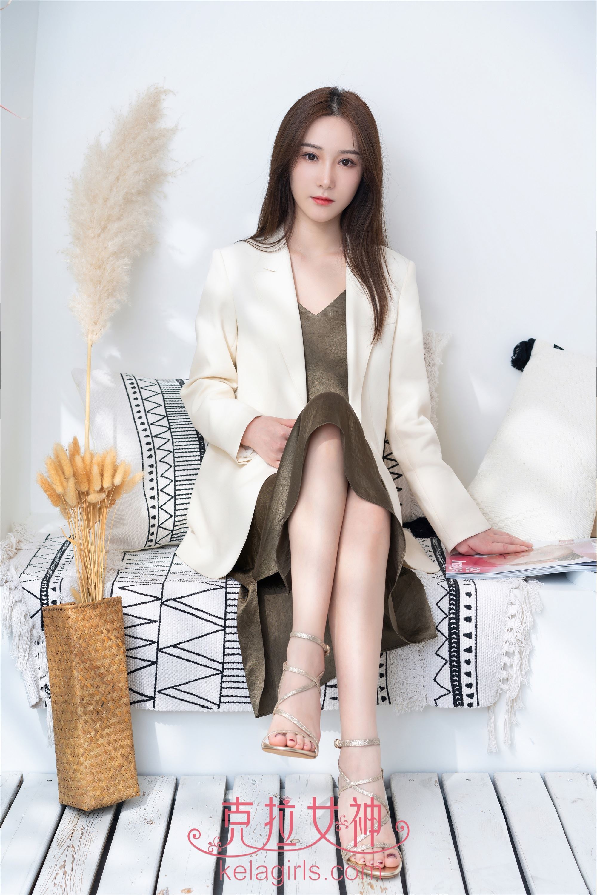 KeLaGirls克拉女神 2020.05.20《小脚与西服》小芙